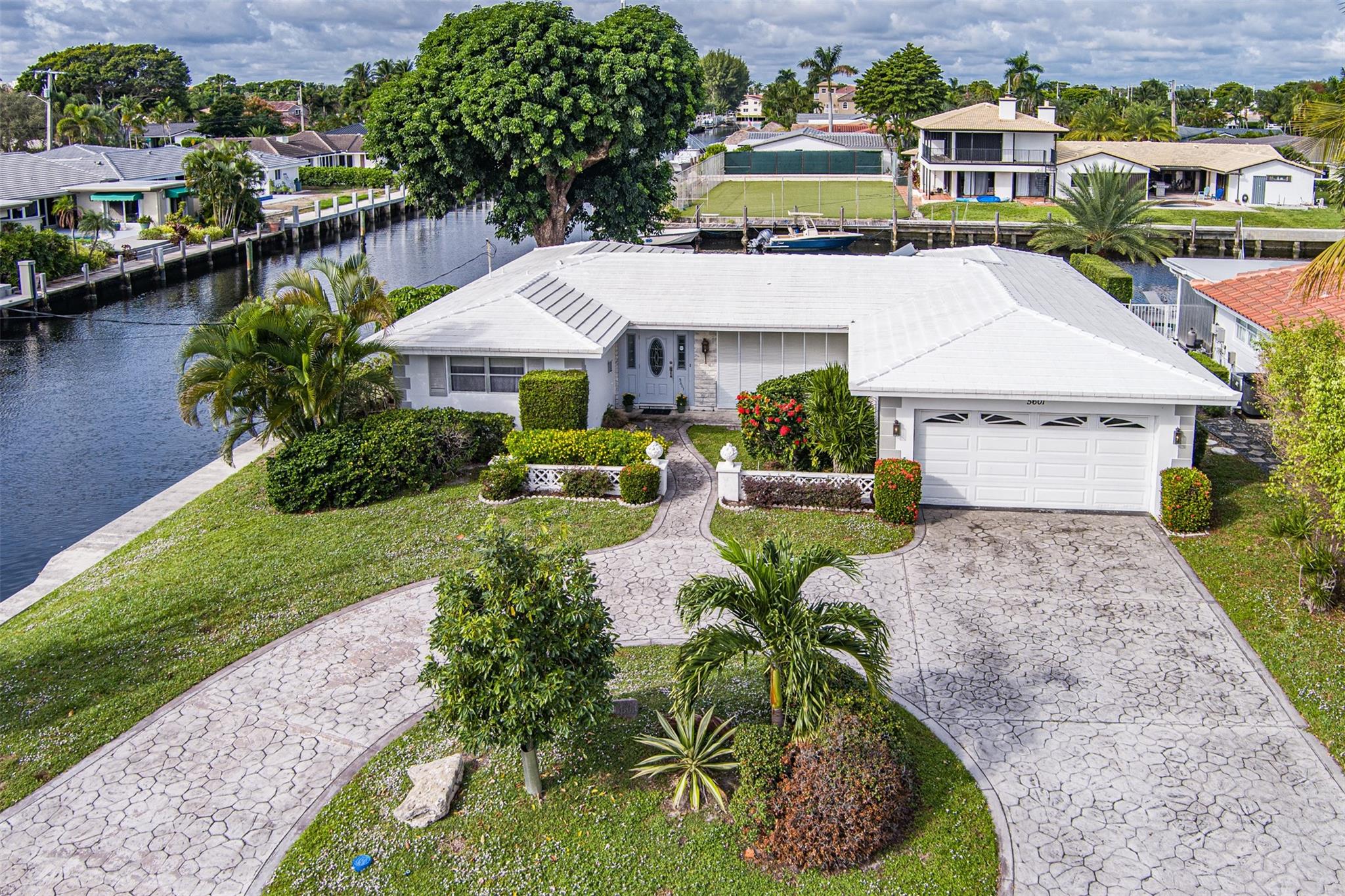 Photo for 5601 Bayview Drive, Fort Lauderdale, FL 33308 - listing #FX-10531853 5601 Bayview Drive, Fort Lauderdale, FL 33308