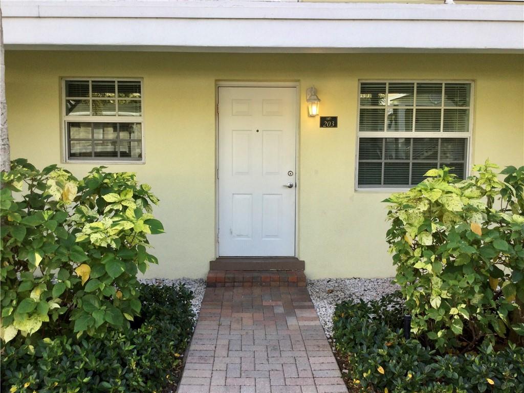 Photo for 2660 NE 8th Avenue, 203 203, Wilton Manors, FL 33334 - listing #FX-10528921 2660 NE 8th Avenue, 203 203, Wilton Manors, FL 33334