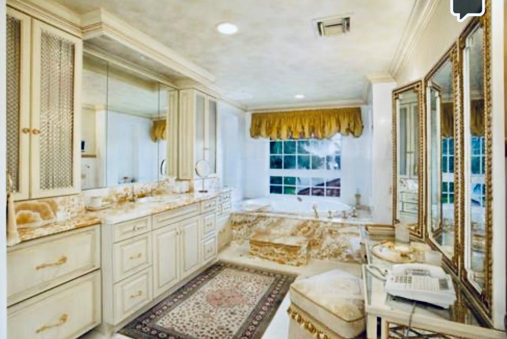 8 Harborage, Fort Lauderdale, FL 33316