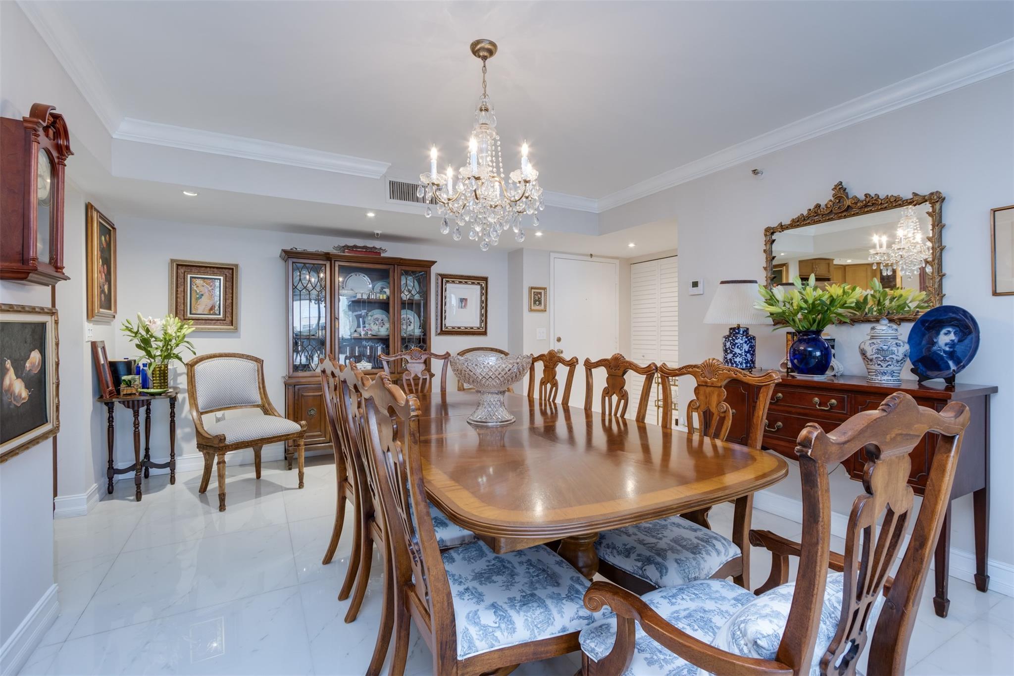 2501 Brickell Avenue 903, Miami, FL 33129