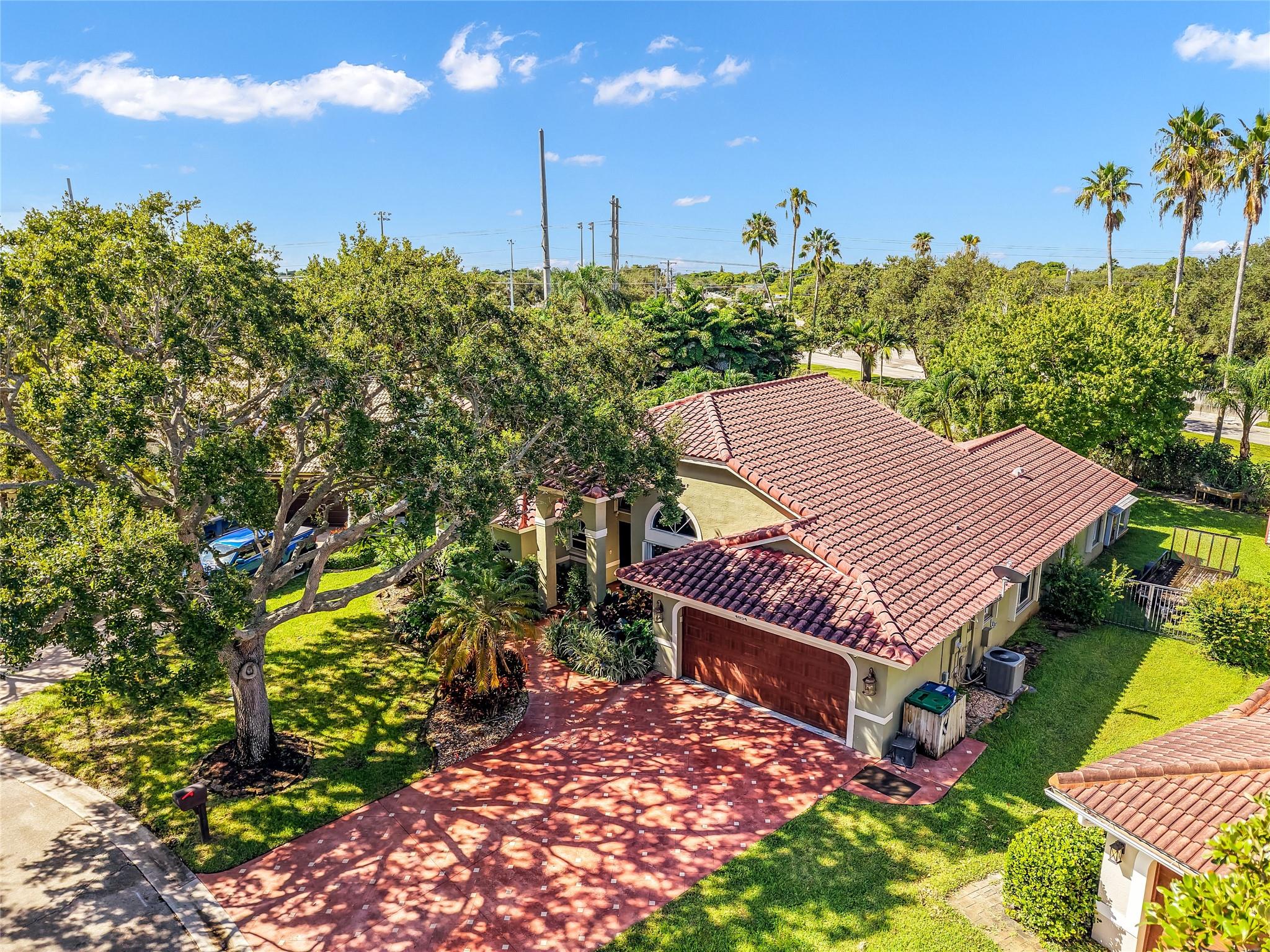 Photo for 4854 NW 104th Lane, Coral Springs, FL 33076 - Listing #FX-10521094 4854 NW 104th Lane, Coral Springs, FL 33076