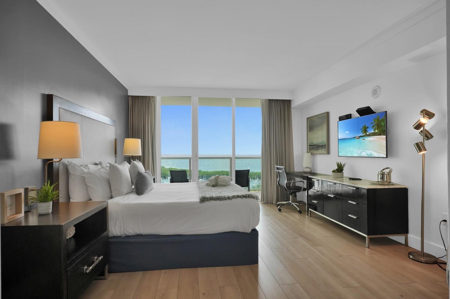 2889 Mcfarlane Road 1516, Miami, FL 33133