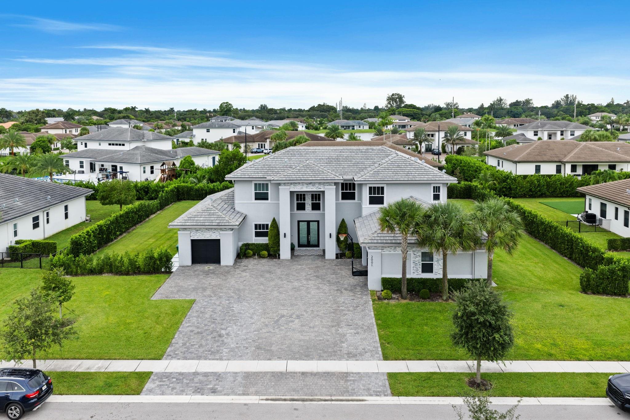 Photo for 2001 Meadows Drive, Davie, FL 33324 - listing #FX-10536101 2001 Meadows Drive, Davie, FL 33324