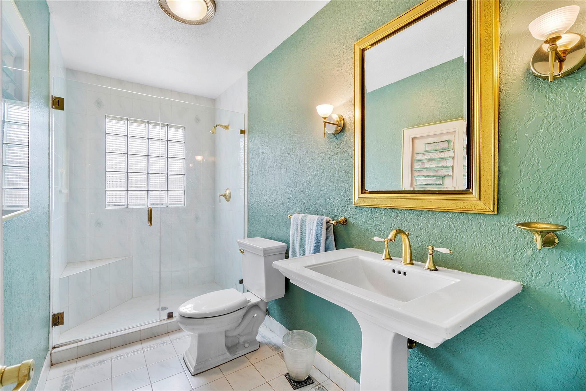 233 NW 119th Lane, Coral Springs, FL 33071