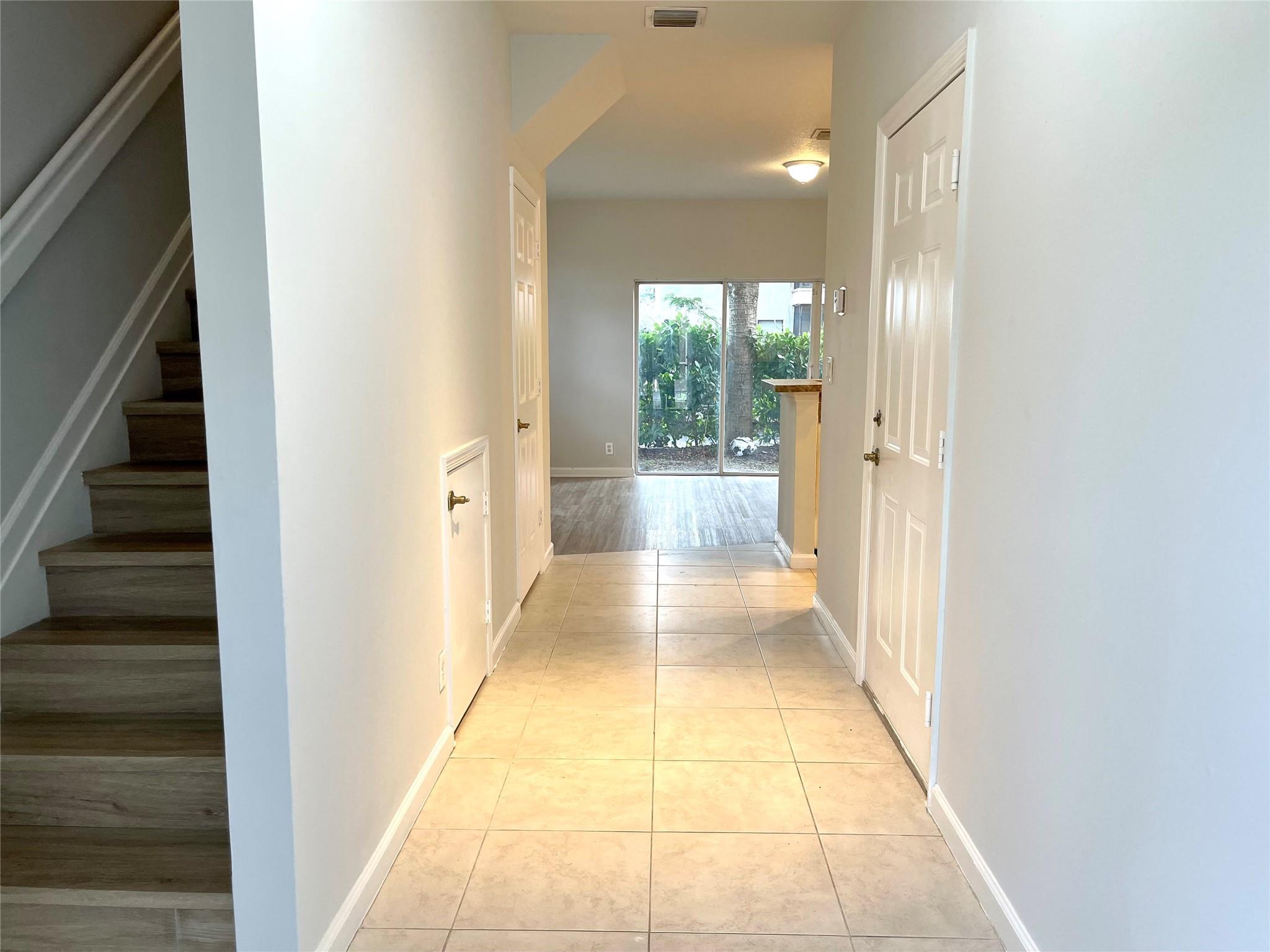 3102 Coral Ridge Drive 3102, Coral Springs, FL 33065