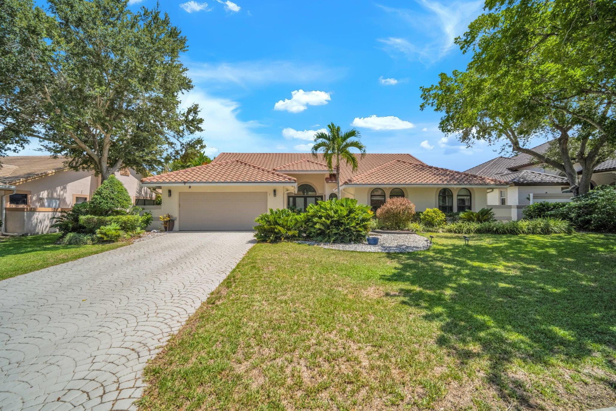 12200 Classic Drive, Coral Springs, FL 33071