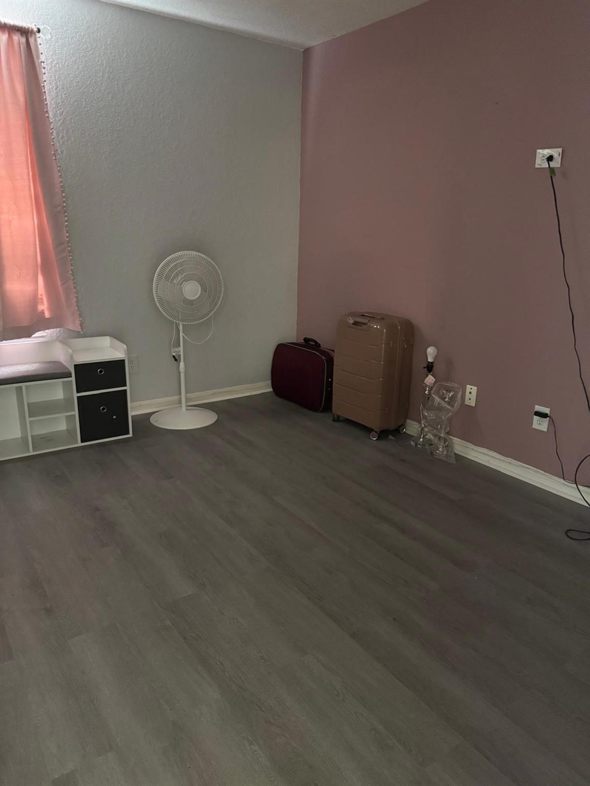 5665 NW 117th Avenue, Coral Springs, FL 33076