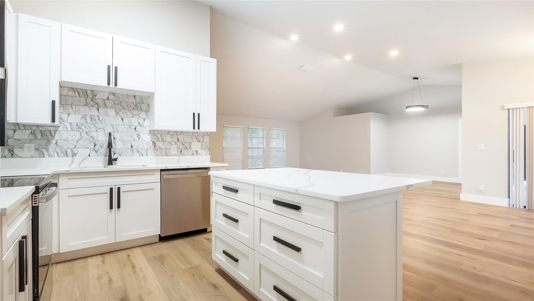 6411 NW 54th Drive, Coral Springs, FL 33067