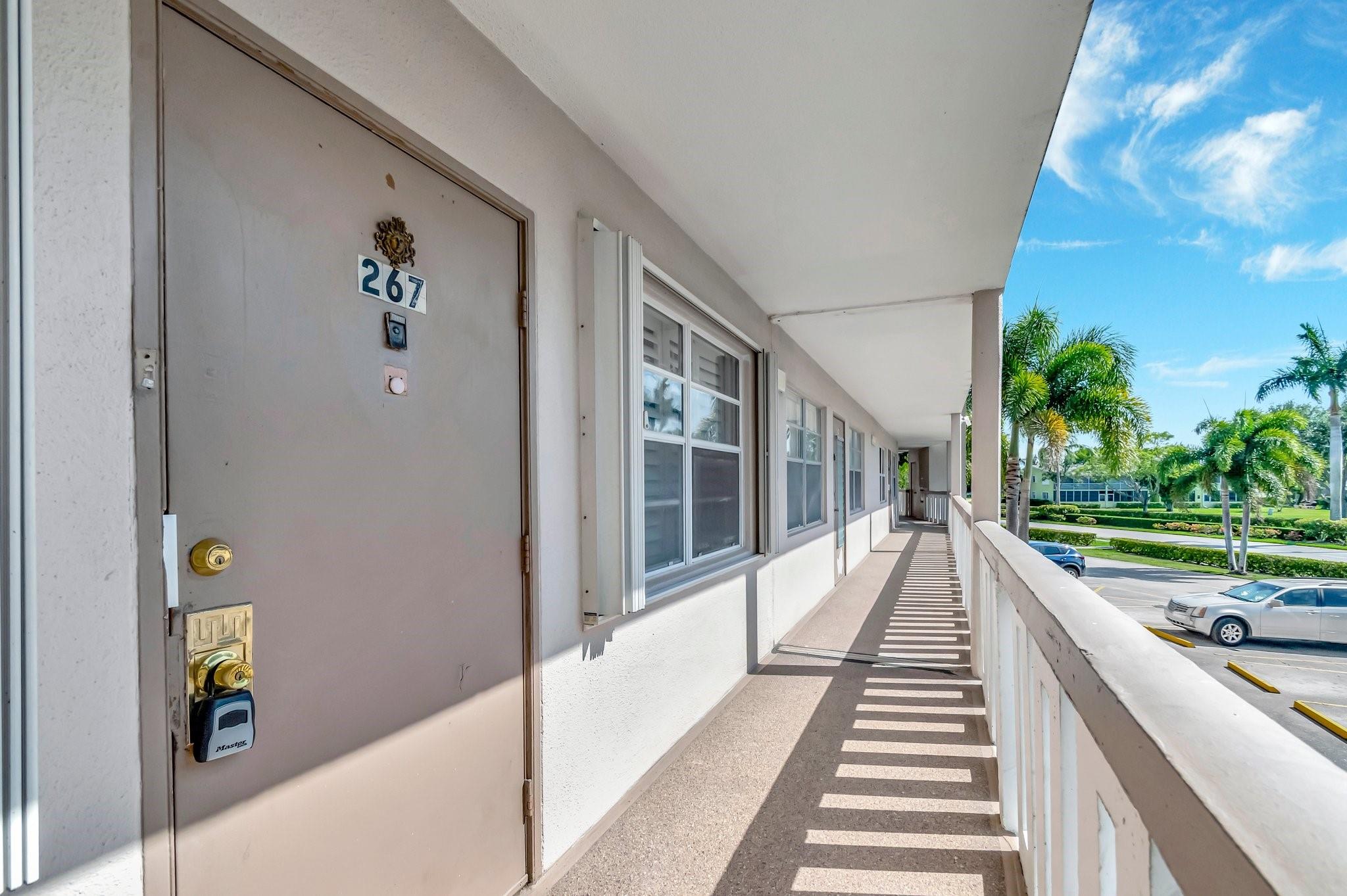 Photo for 267 Wellington J, 267, West Palm Beach, FL 33417 - Listing #FX-10503040 267 Wellington J, 267, West Palm Beach, FL 33417