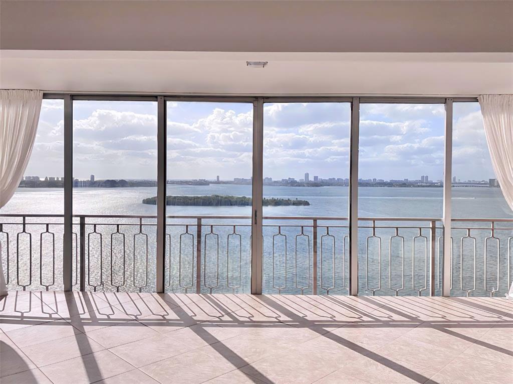 Photo for 11111 Biscayne Boulevard, 1901, Miami, FL 33181 - listing #FX-10532767 11111 Biscayne Boulevard, 1901, Miami, FL 33181