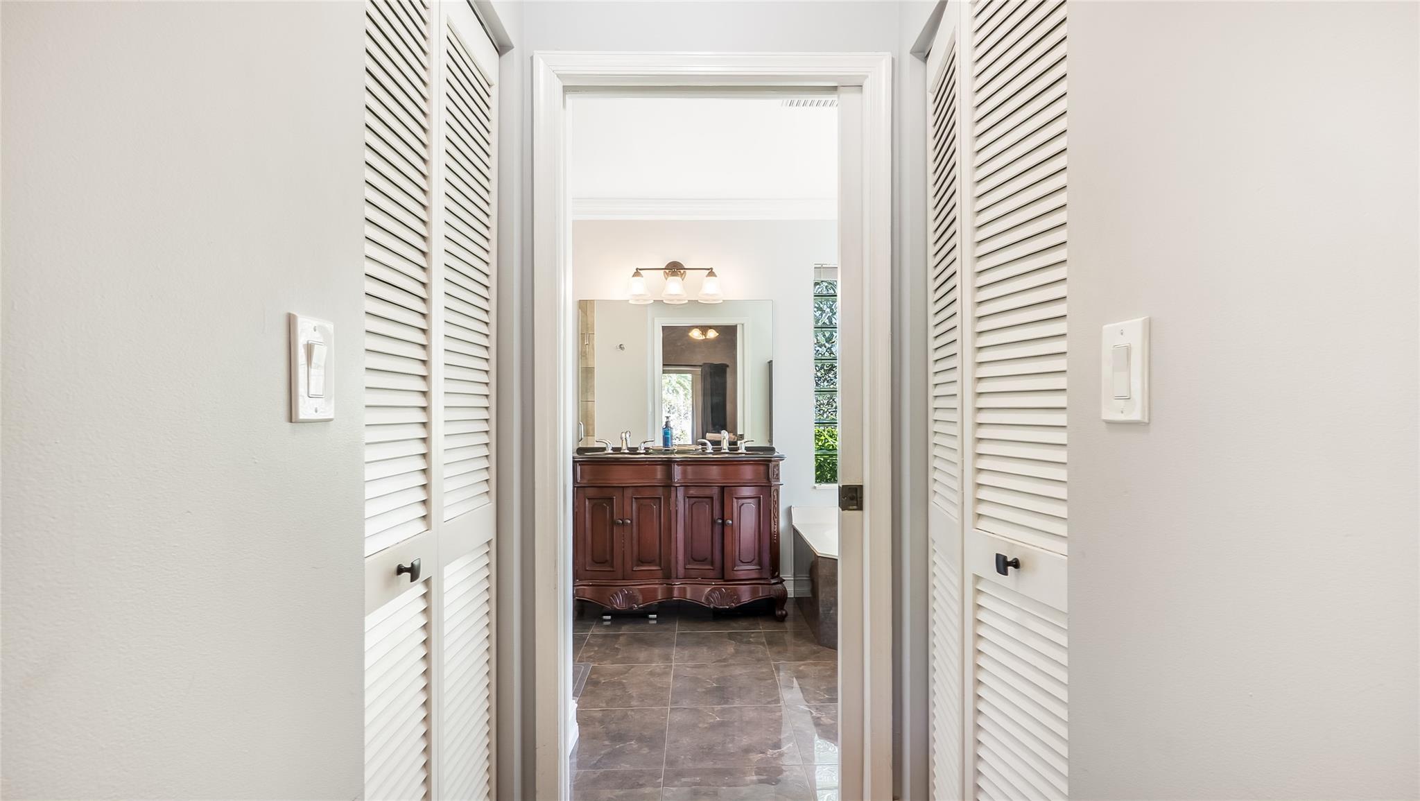 Photo for 4854 NW 104th Lane, Coral Springs, FL 33076 - Listing #FX-10521094 4854 NW 104th Lane, Coral Springs, FL 33076