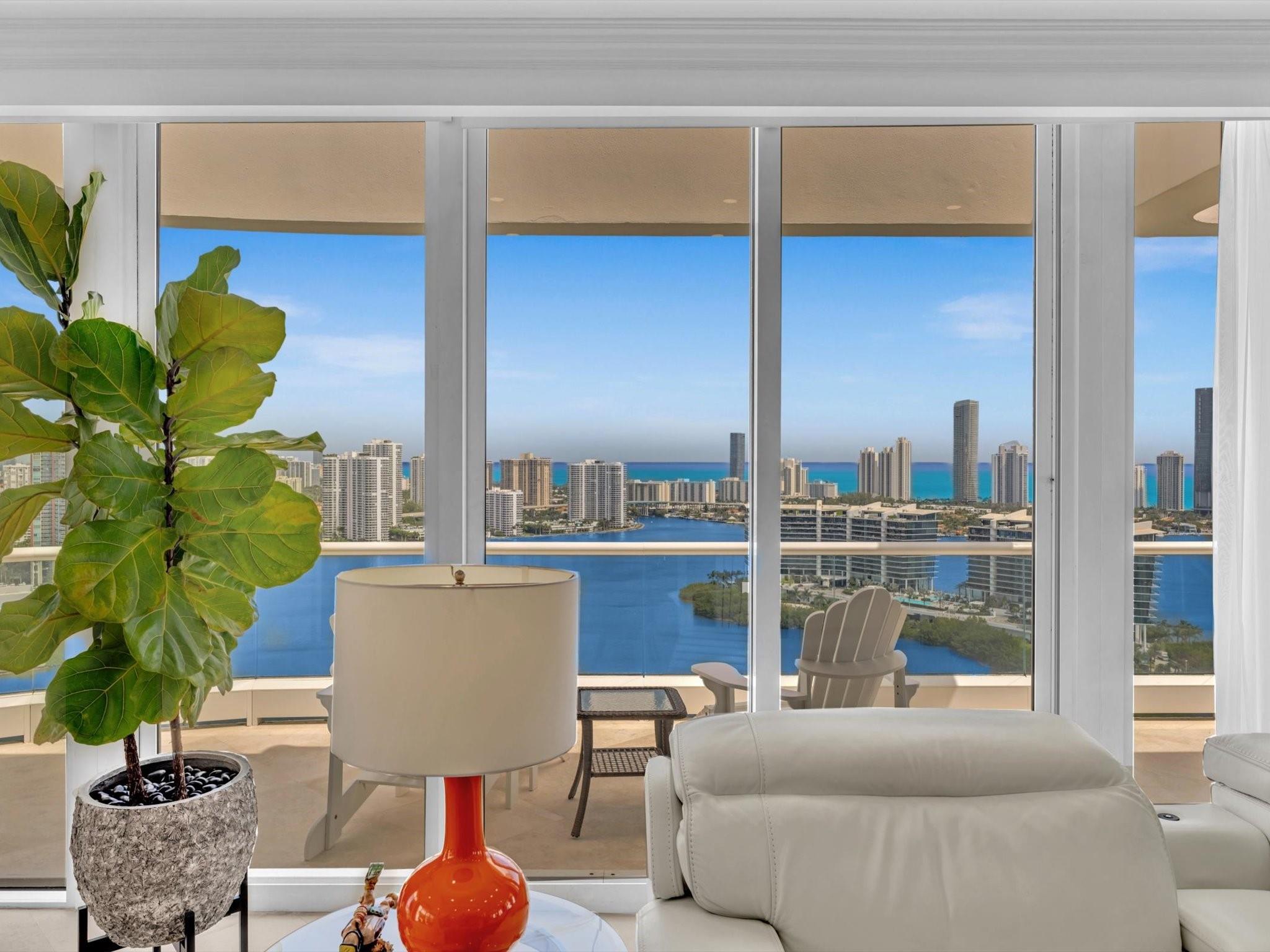 Photo for 7000 Island Boulevard, PH-06, Aventura, FL 33160 - Listing #FX-10485517 7000 Island Boulevard, PH-06, Aventura, FL 33160