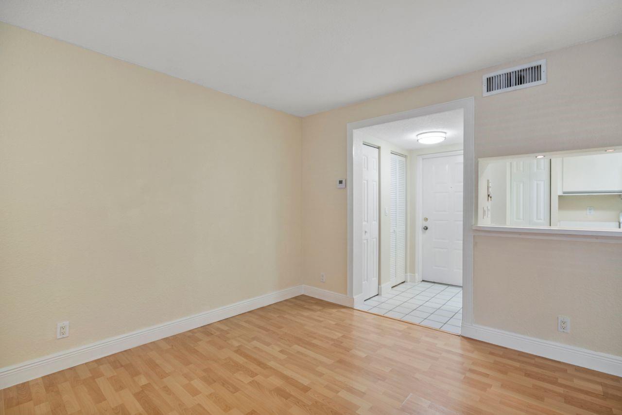 9899 Westview Drive 516, Coral Springs, FL 33076