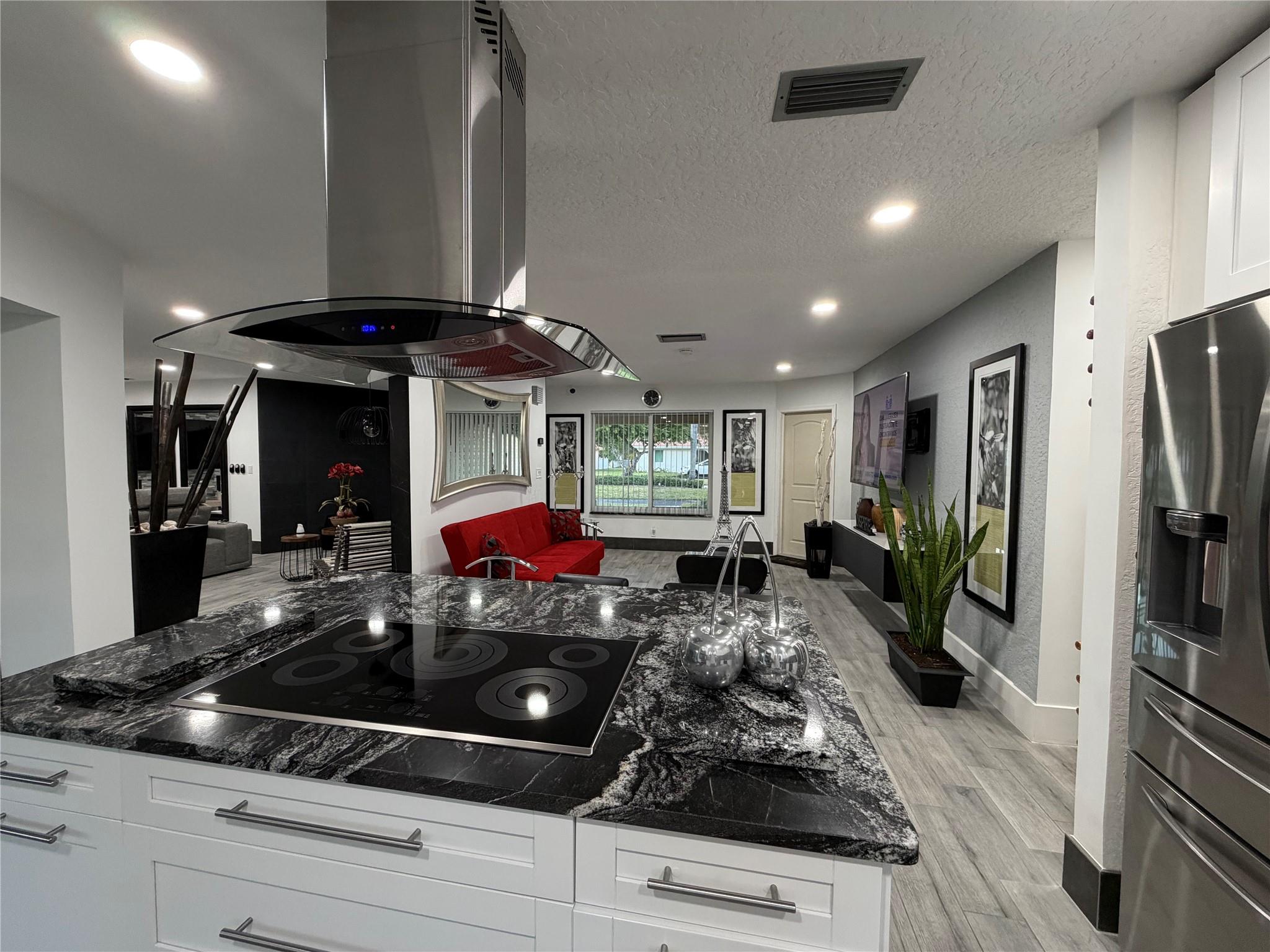 11240 NW 43rd Street, Coral Springs, FL 33065