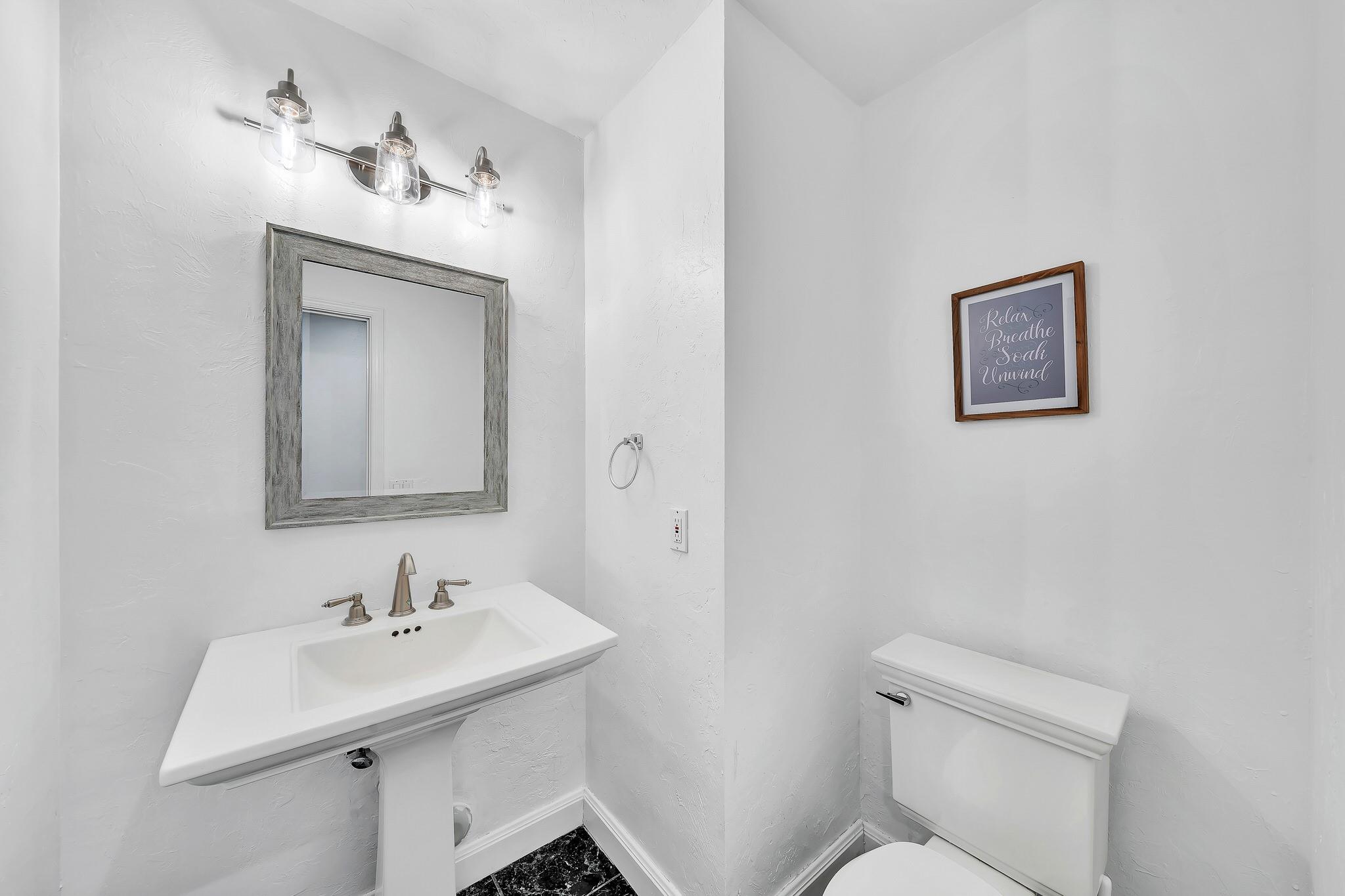 303 NW 105th Terrace, Coral Springs, FL 33071