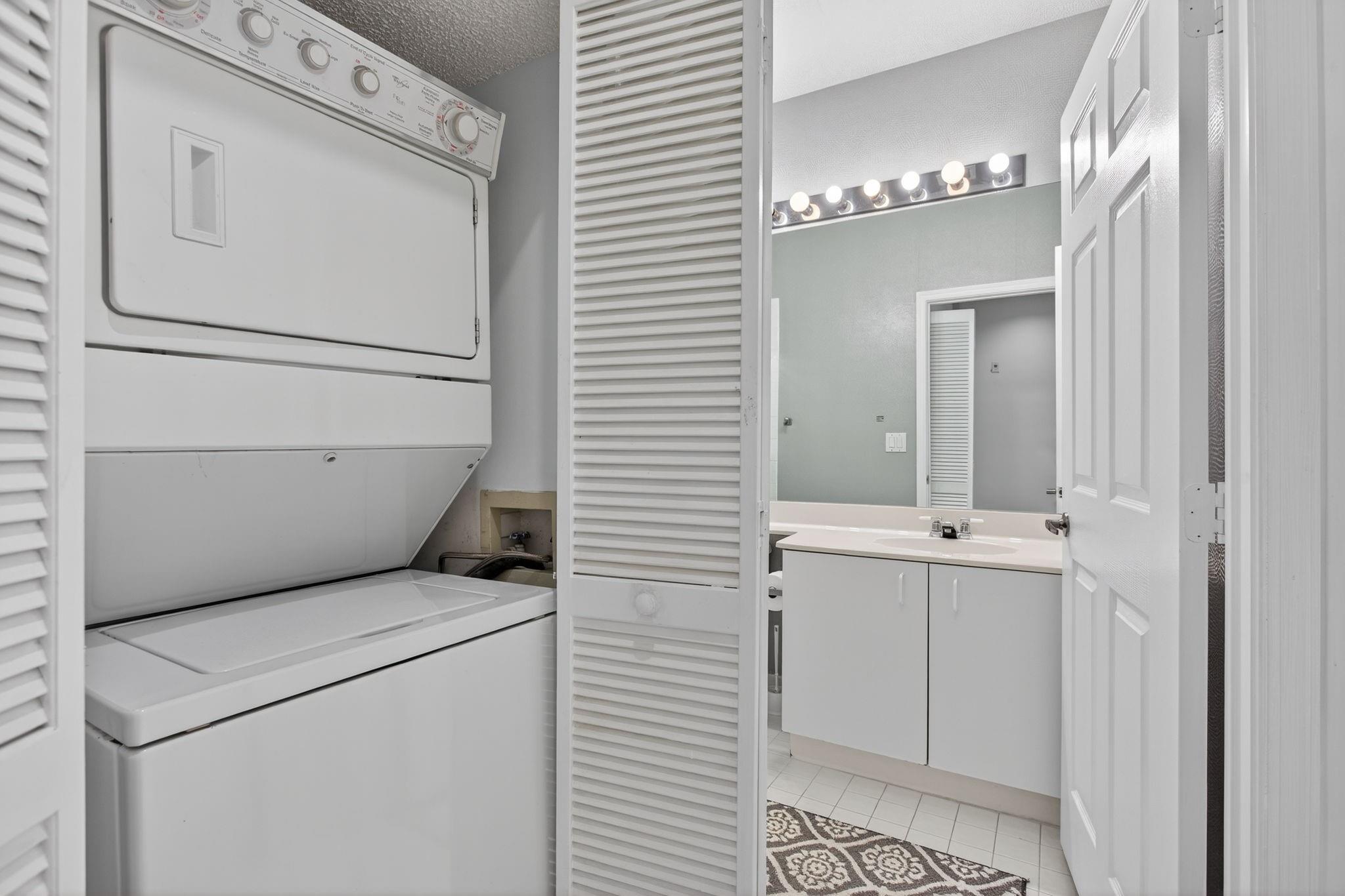 In-unit Washer & Dryer