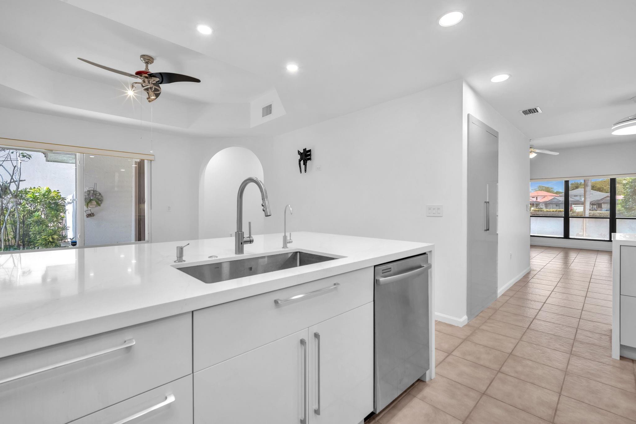Photo for 1840 NW 94th Avenue, Plantation, FL 33322 - Listing #FX-10503111 1840 NW 94th Avenue, Plantation, FL 33322