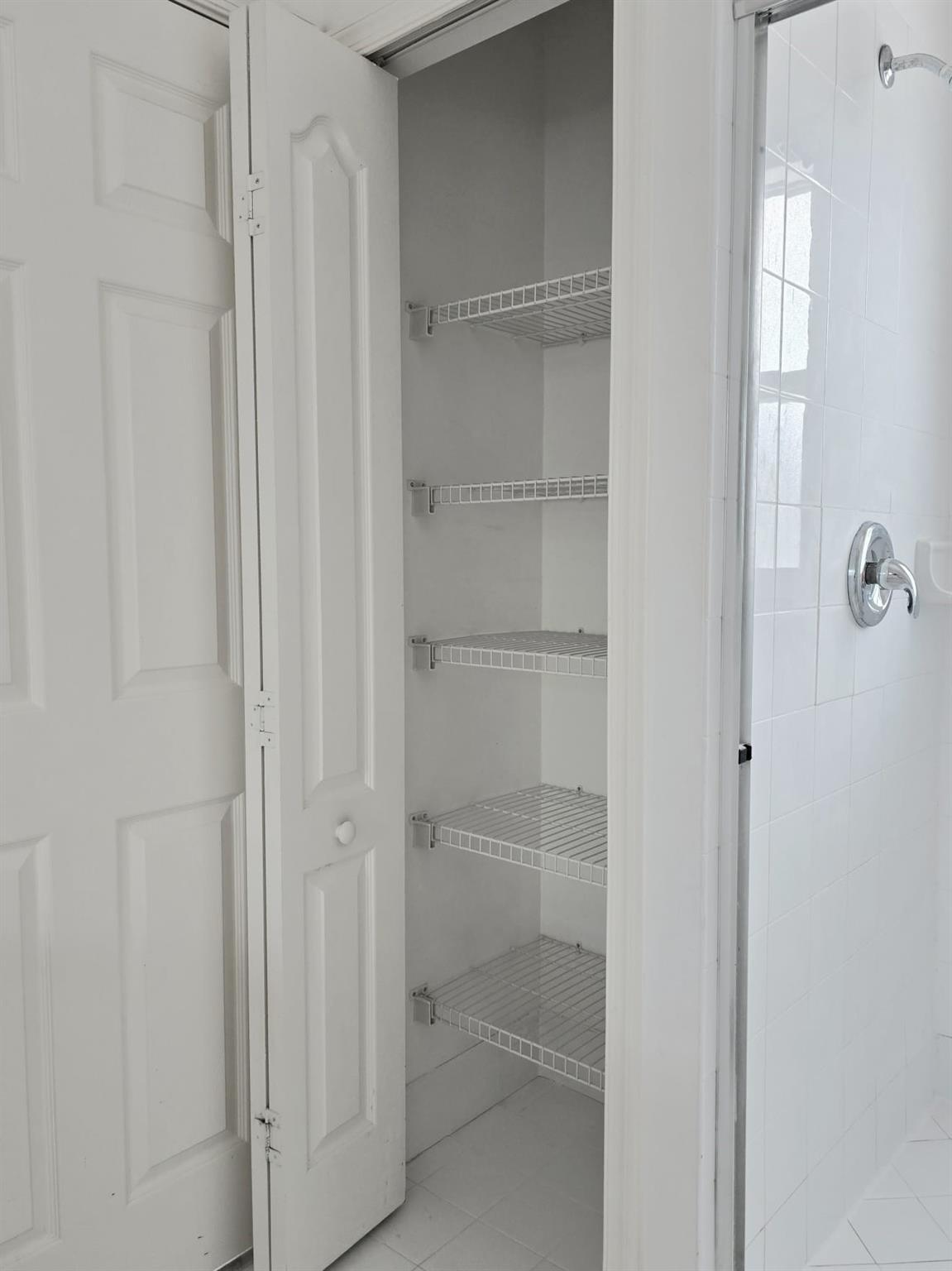 10589 NW 56th Place, Coral Springs, FL 33076