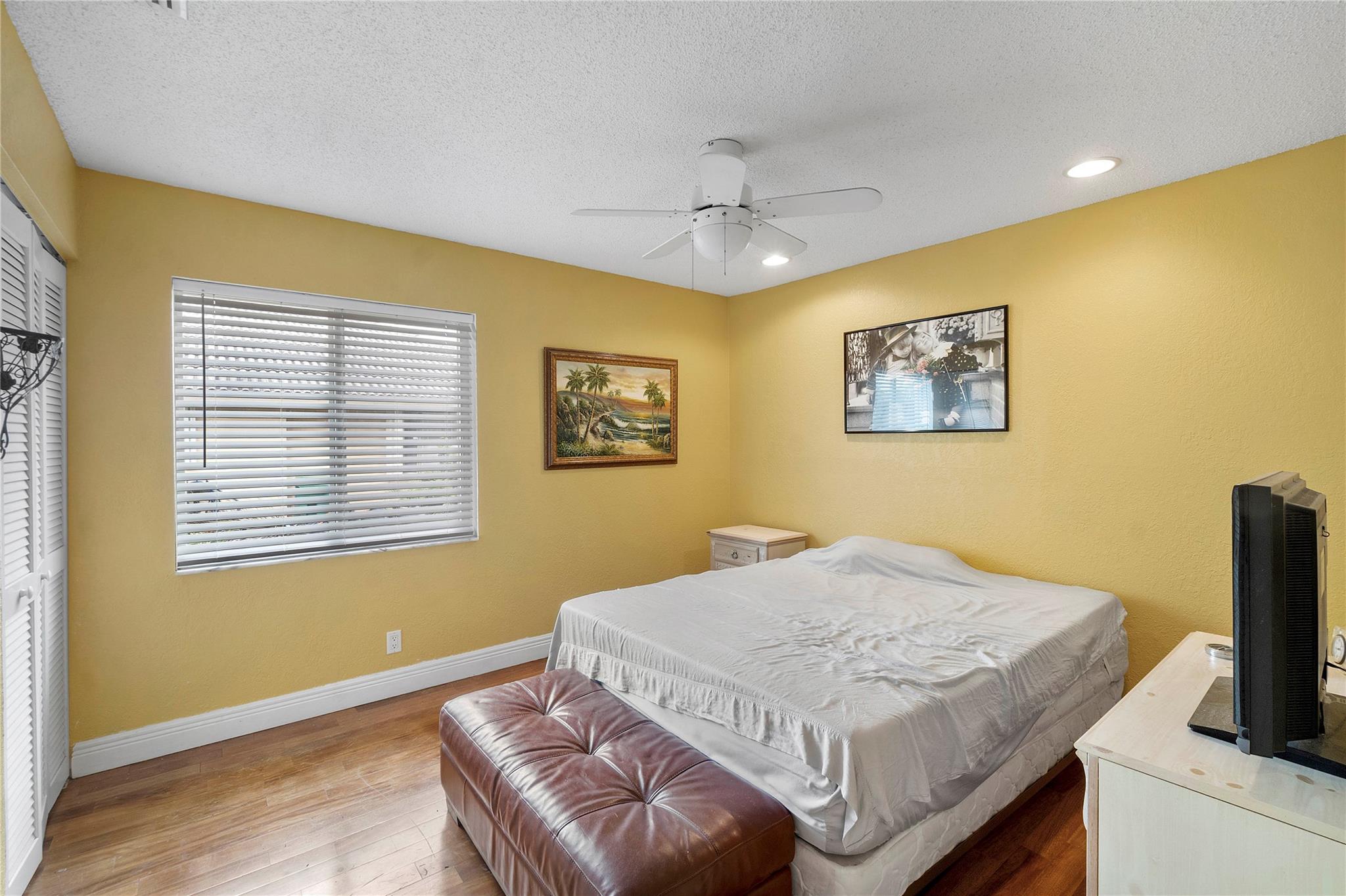 233 NW 119th Lane, Coral Springs, FL 33071