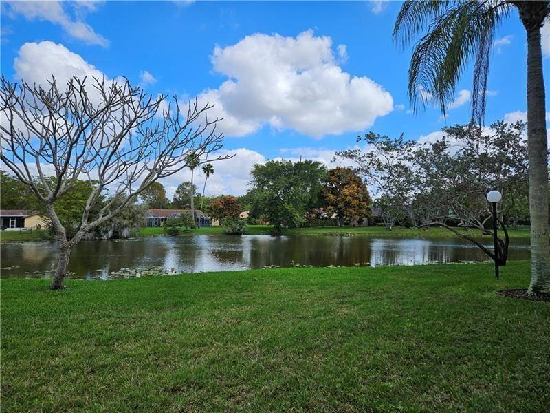 11453 NW 39th Court 211, Coral Springs, FL 33065