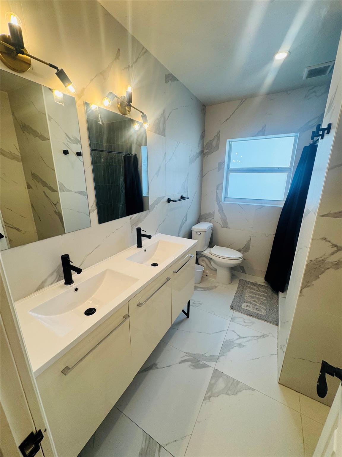 1941 Washington Street 3, Hollywood, FL 33020