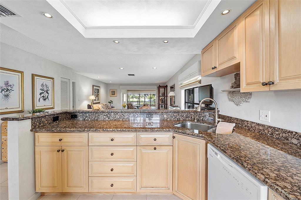 Photo for 8210 E Casa Del Lago, E, Boca Raton, FL 33433 - Listing #FX-10435946 8210 E Casa Del Lago, E, Boca Raton, FL 33433
