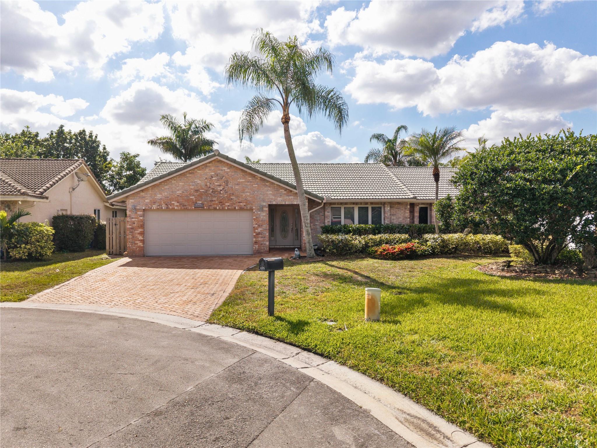 5302 NW 64th Way, Coral Springs, FL 33067