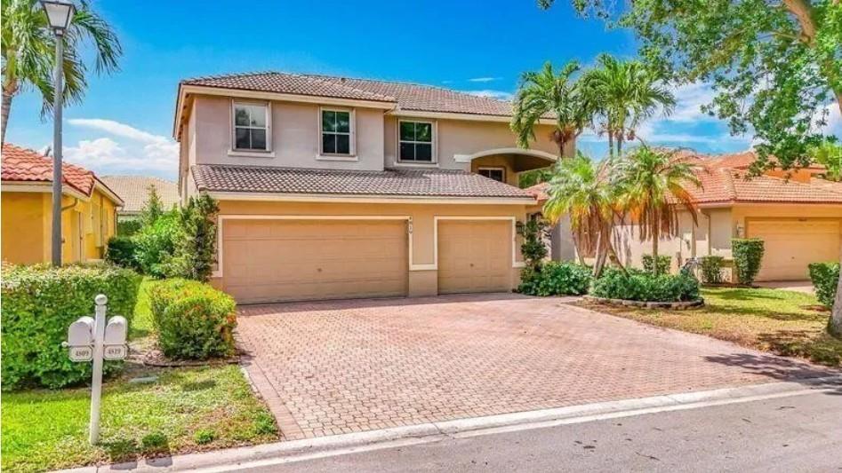Photo for 4819 NW 53rd Circle, Coconut Creek, FL 33073 - listing #FX-10533442 4819 NW 53rd Circle, Coconut Creek, FL 33073