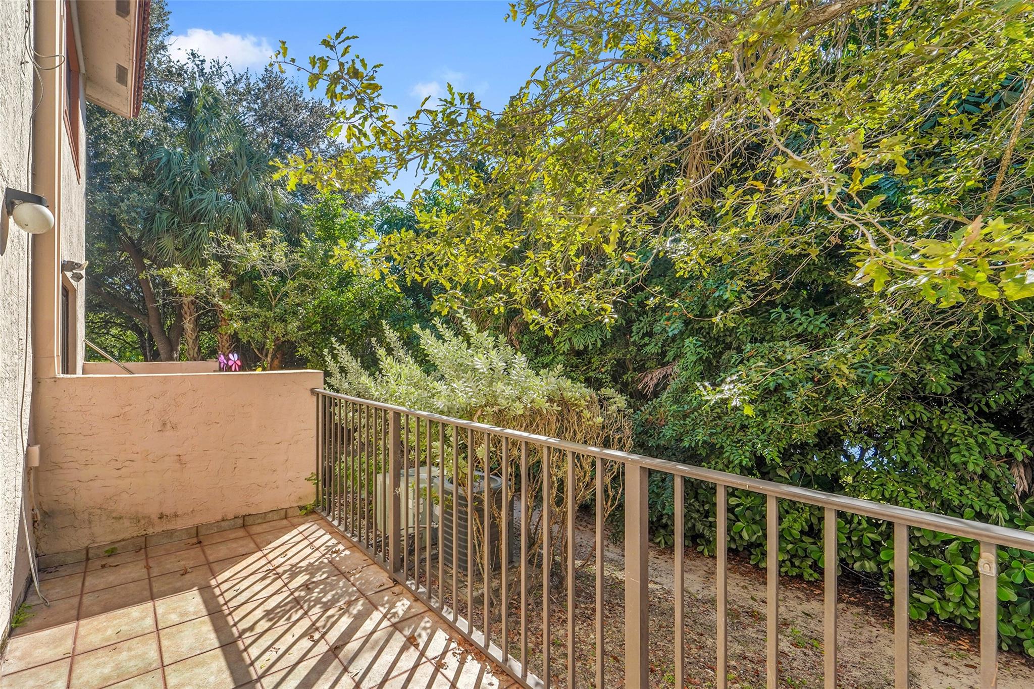 9088 NW 40th Street, Coral Springs, FL 33065