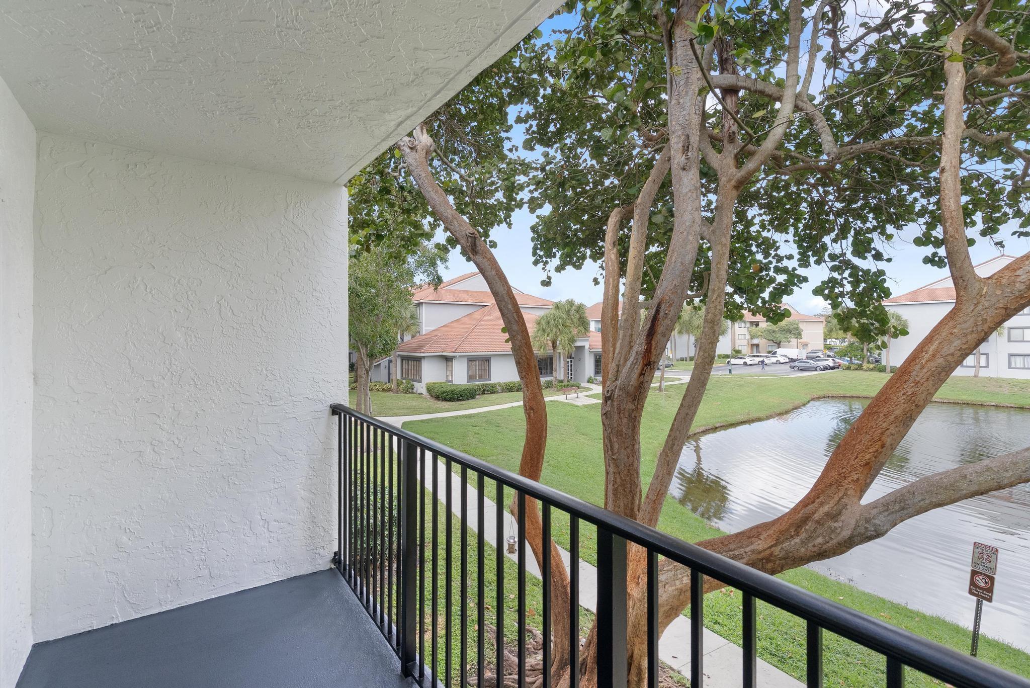 9144 W Atlantic Boulevard 823, Coral Springs, FL 33071