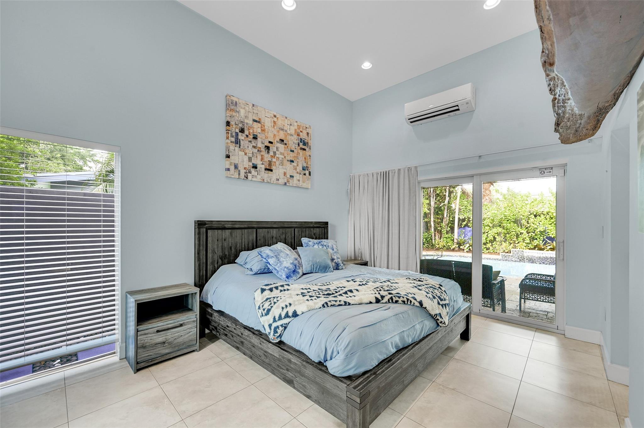 Photo for 2716 NE 10th Terrace, Wilton Manors, FL 33334 - Listing #FX-10518956 2716 NE 10th Terrace, Wilton Manors, FL 33334