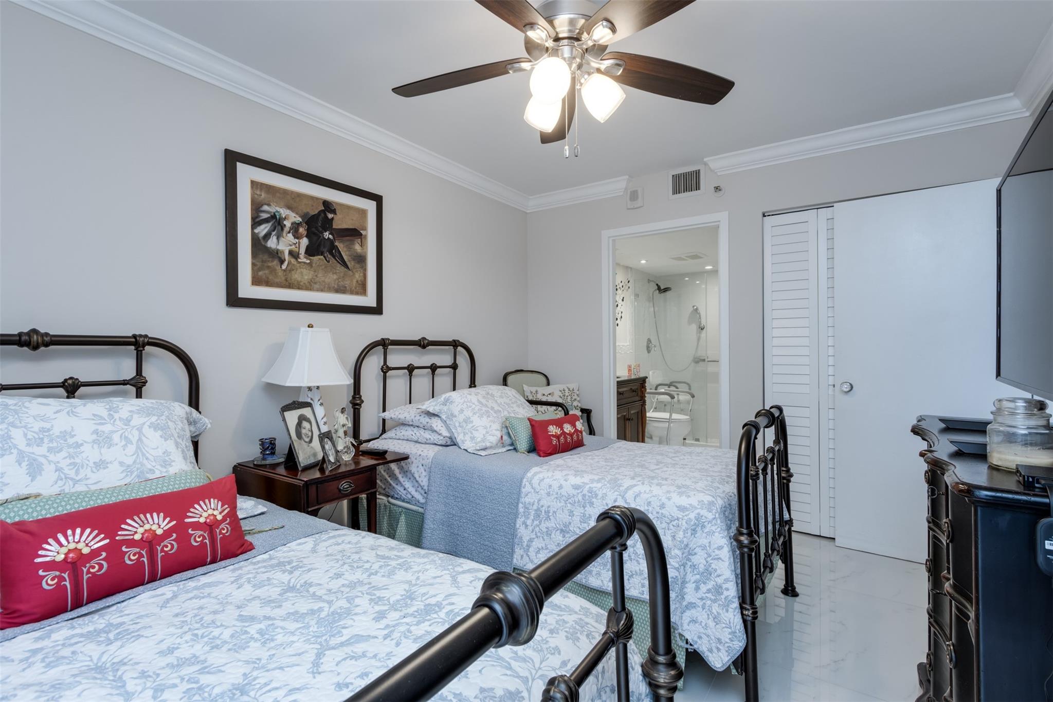 2501 Brickell Avenue 903, Miami, FL 33129