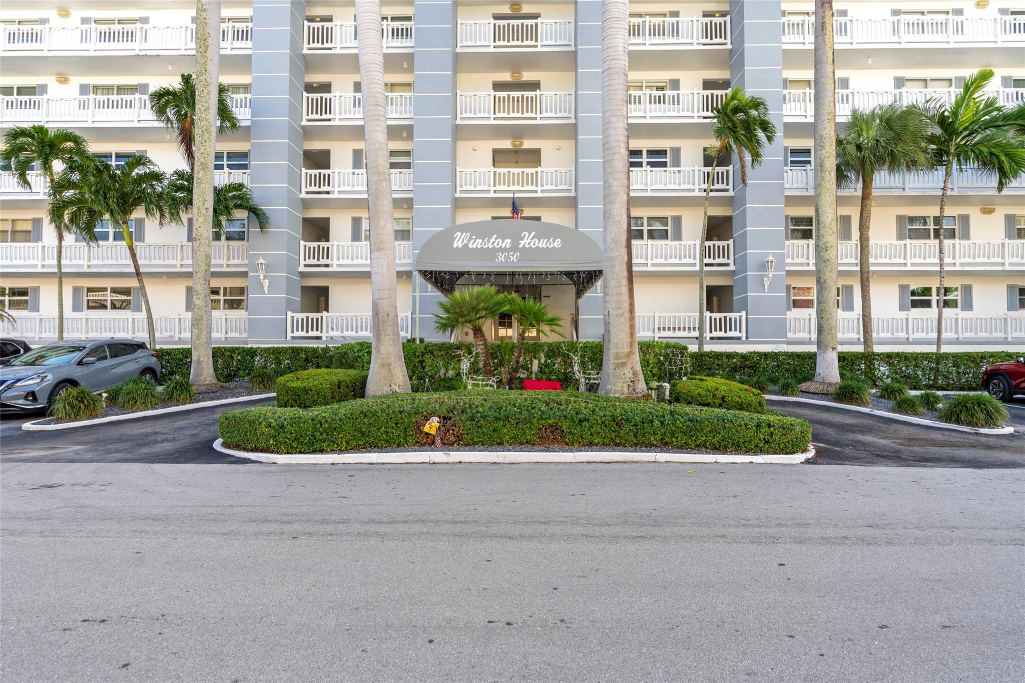 Photo for 3050 NE 47th Court, 502 & 503, Fort Lauderdale, FL 33308 - Listing #FX-10477937 3050 NE 47th Court, 502 & 503, Fort Lauderdale, FL 33308