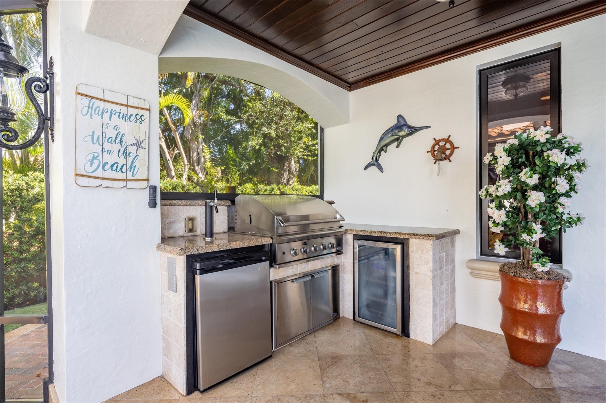 2328 Aqua Vista Boulevard, Fort Lauderdale, FL 33301