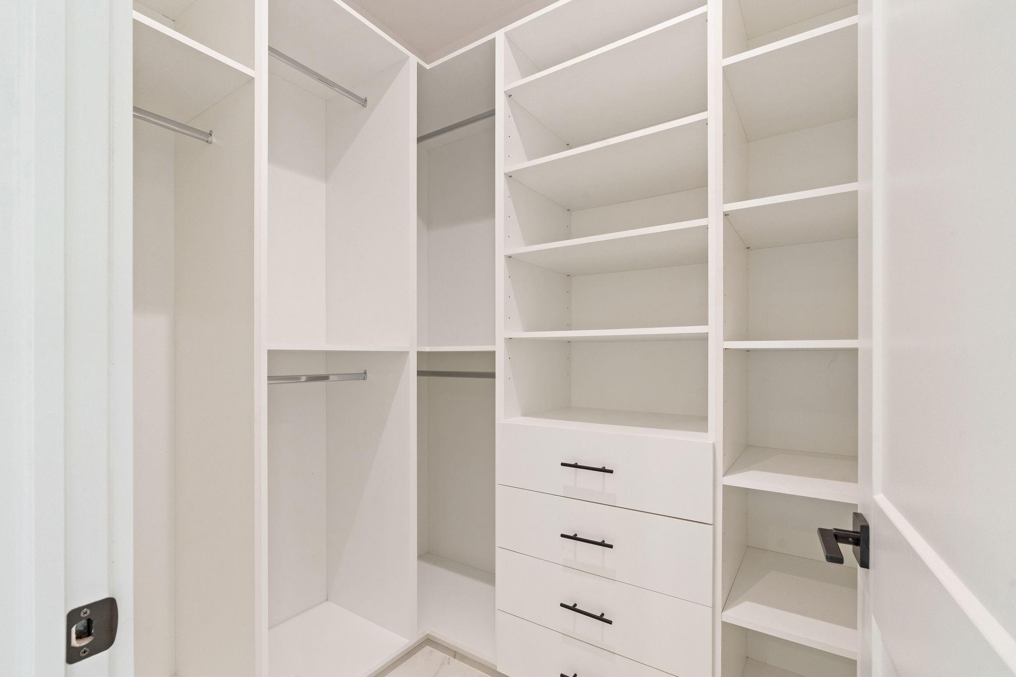 11861 NW 9 Street, Plantation, FL 33325