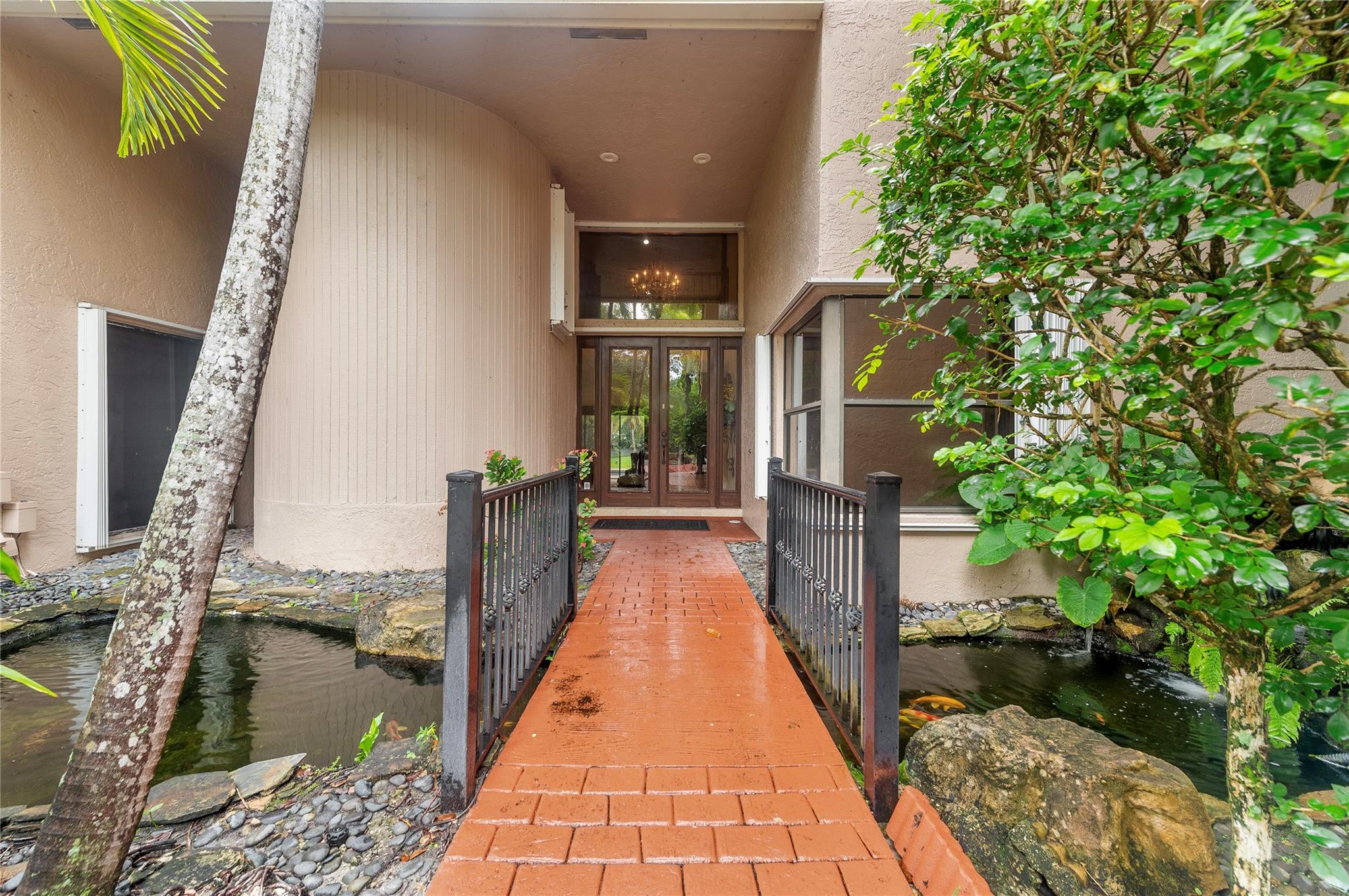 10111 Vestal Court, Coral Springs, FL 33071