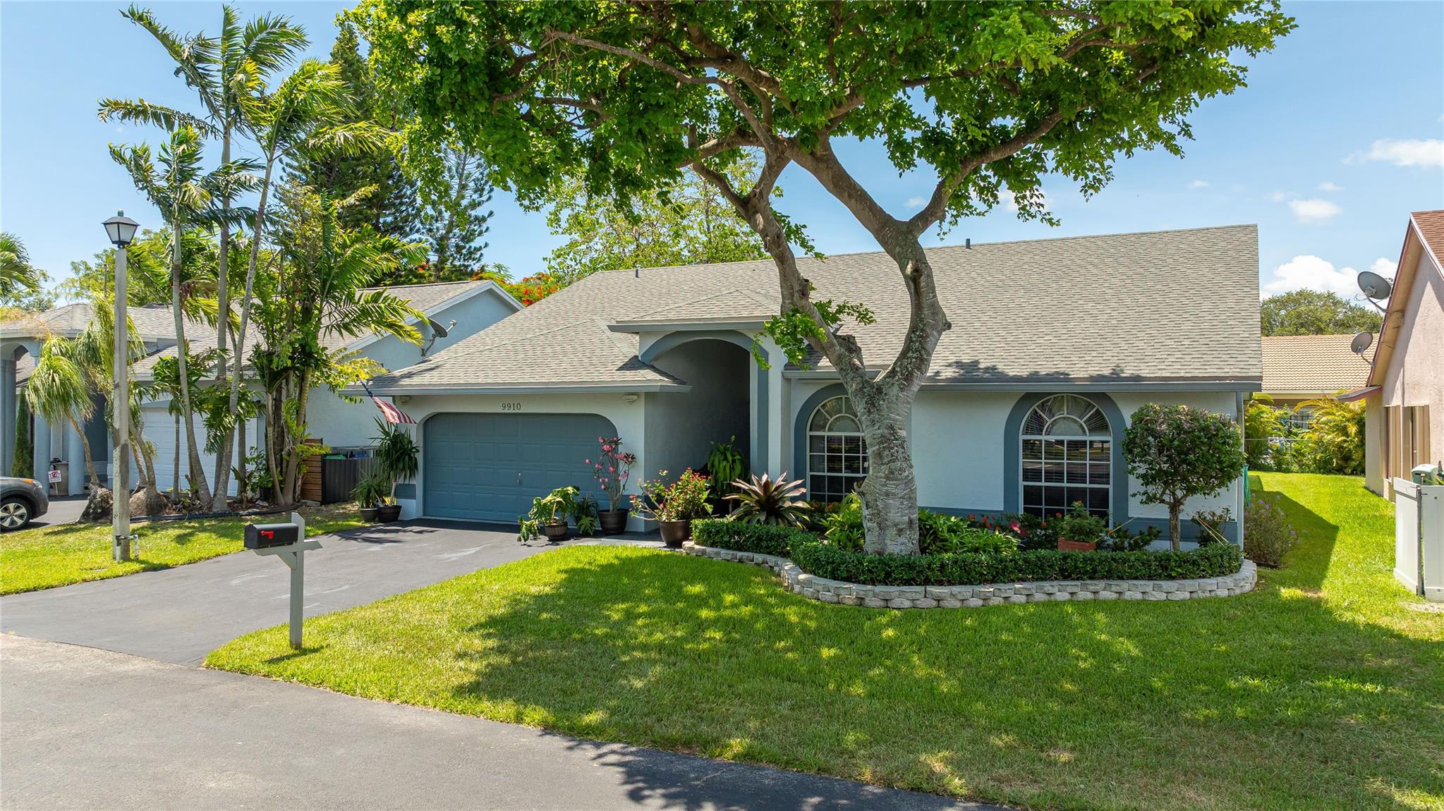 9910 NW 53rd Court, Coral Springs, FL 33076