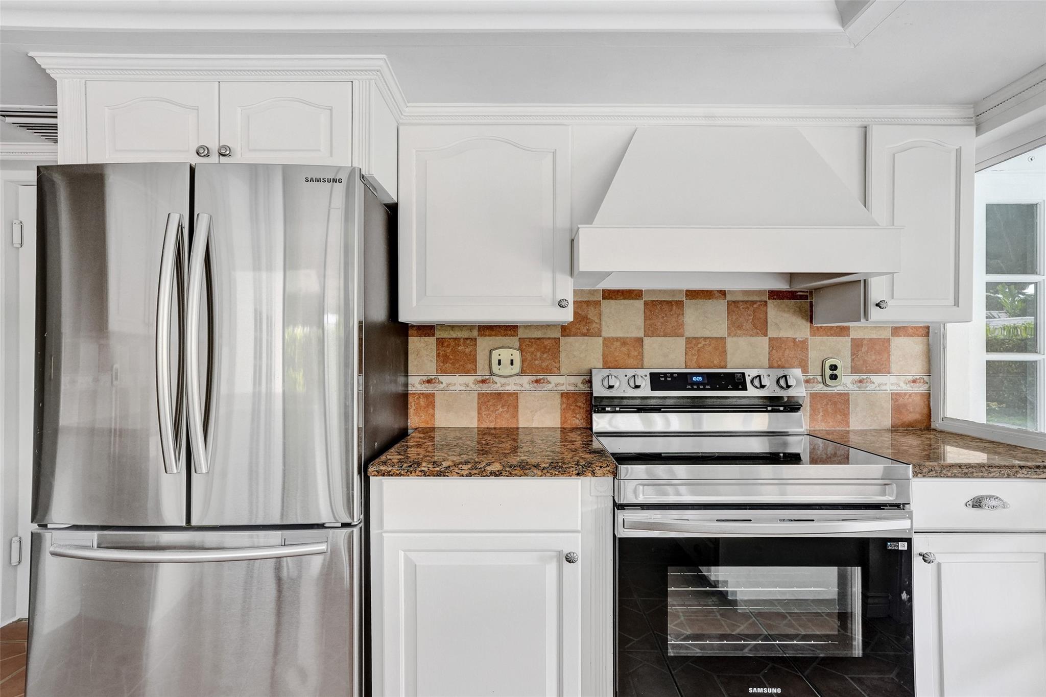 Photo for 2210 NE 61st Court, Fort Lauderdale, FL 33308 - Listing #FX-10526165 2210 NE 61st Court, Fort Lauderdale, FL 33308