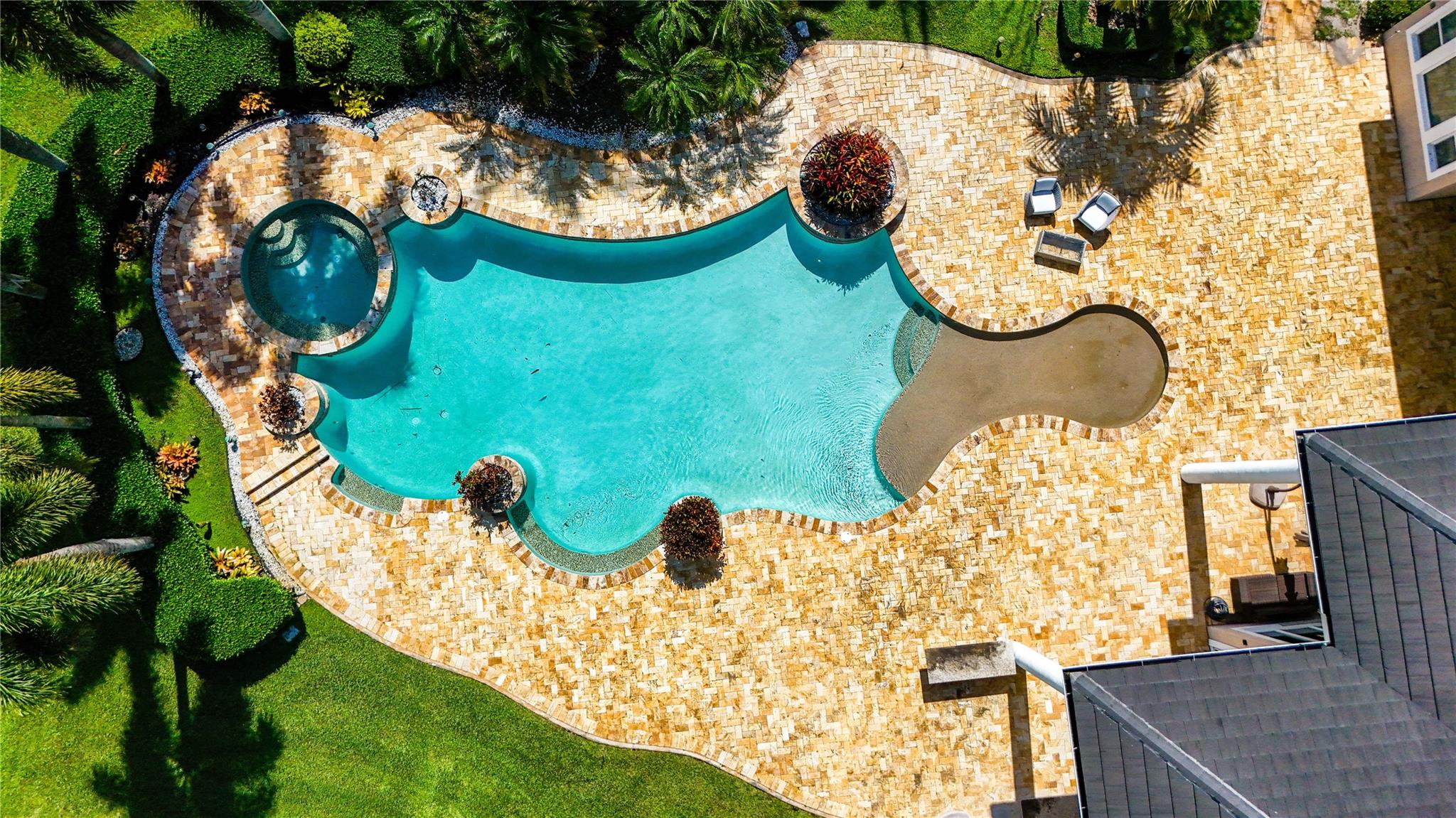 Photo for 10792 Pine Lodge Trail, Davie, FL 33328 - Listing #FX-10511577 10792 Pine Lodge Trail, Davie, FL 33328