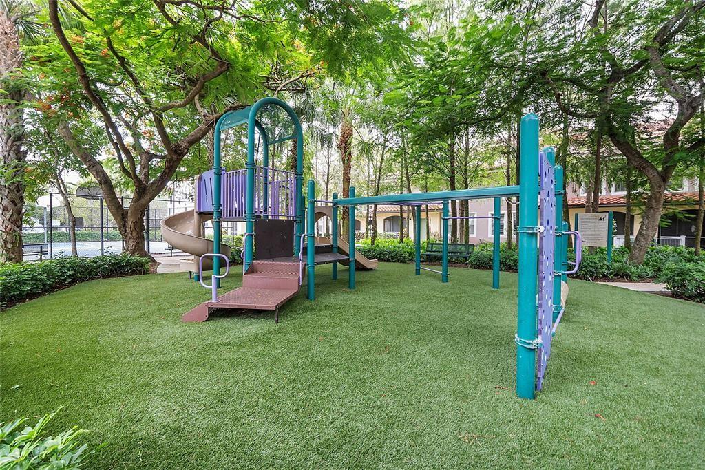 6584 W Sample Road 6584, Coral Springs, FL 33067