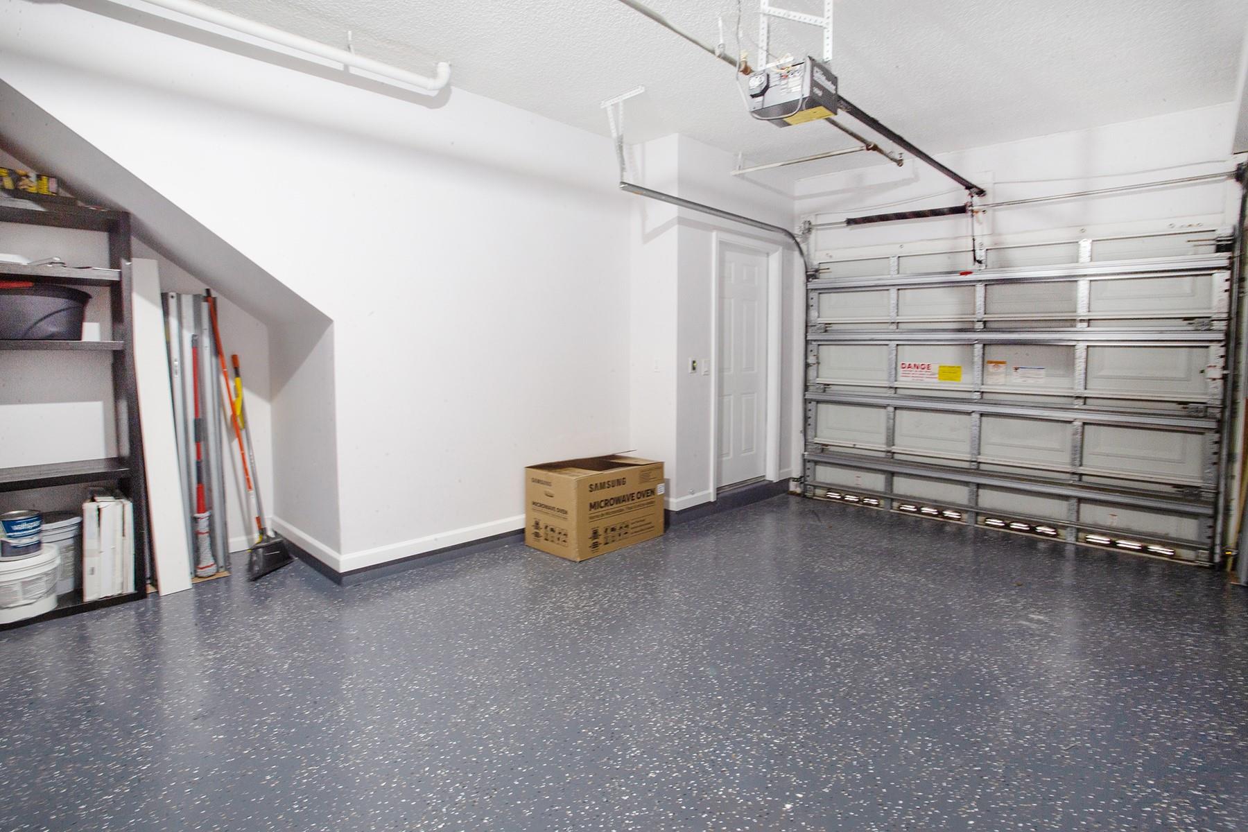 5860 W Sample Road 204, Coral Springs, FL 33067