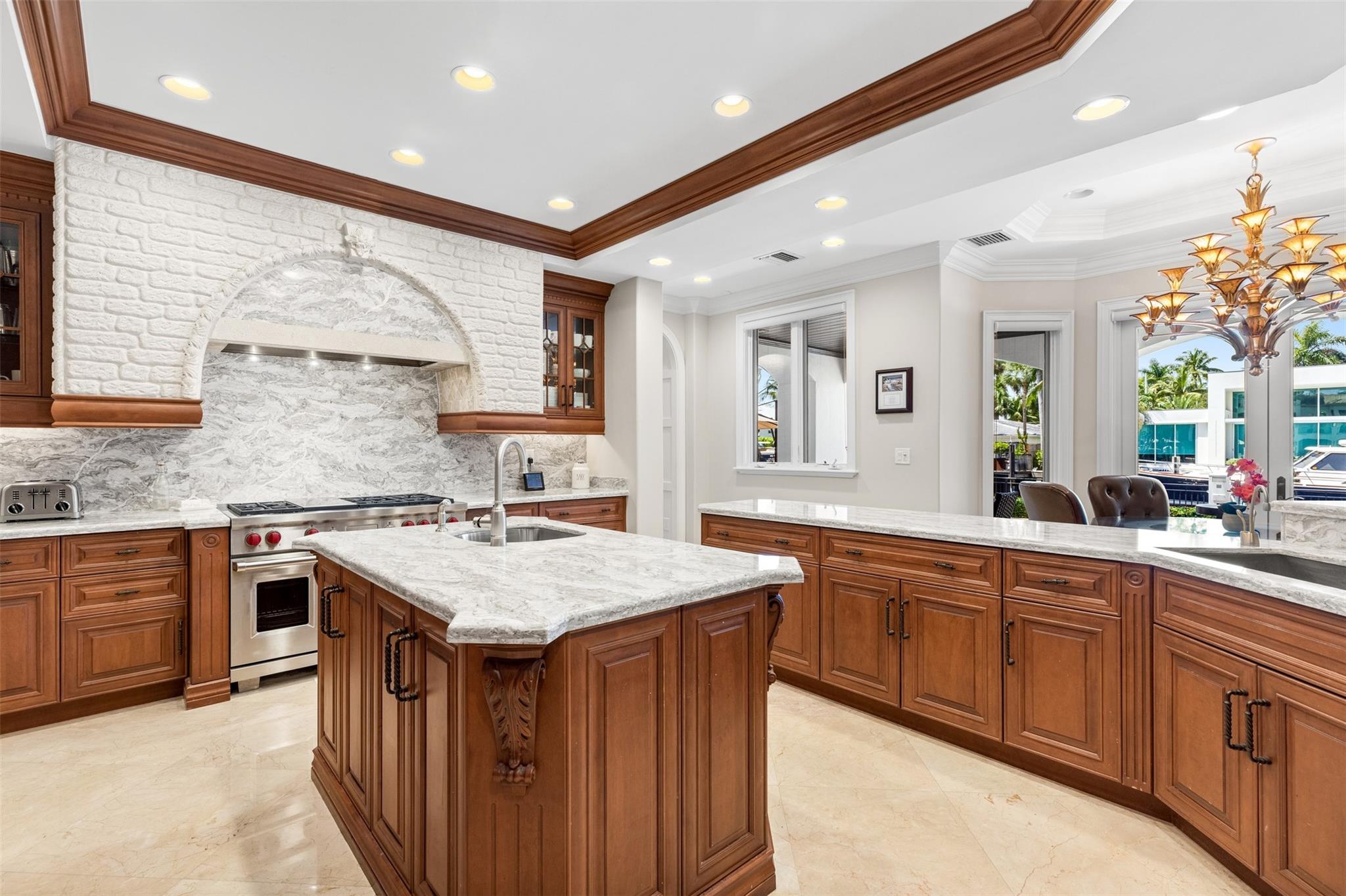 2328 Aqua Vista Boulevard, Fort Lauderdale, FL 33301