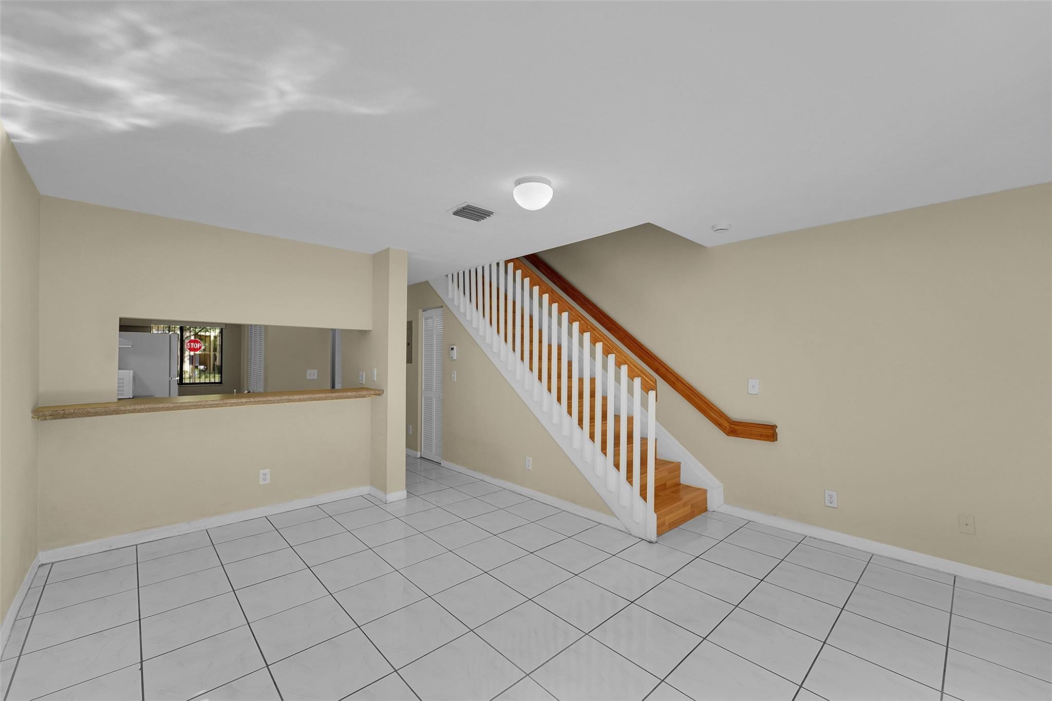 9088 NW 40th Street, Coral Springs, FL 33065