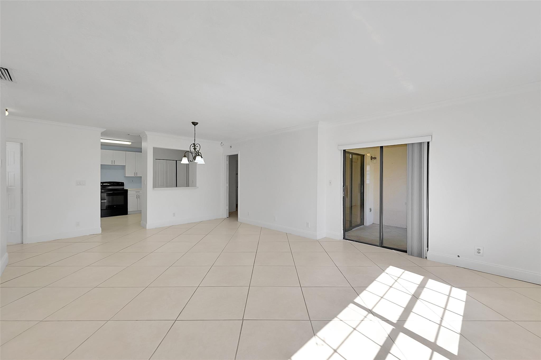 12244 Royal Palm Boulevard 12244, Coral Springs, FL 33065