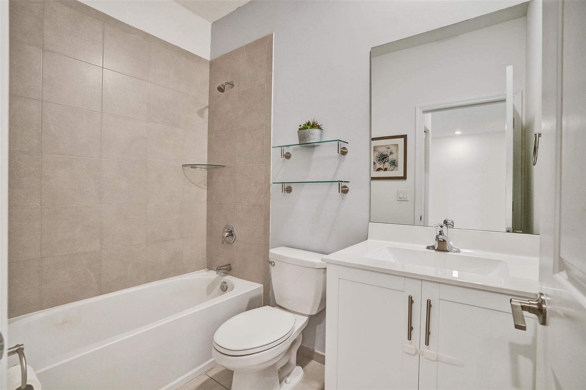 20741 NE 5th Court, Miami, FL 33179