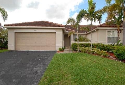 Photo for 1949 Cygnus Court, 1949, Weston, FL 33327 - listing #FX-10534117 1949 Cygnus Court, 1949, Weston, FL 33327