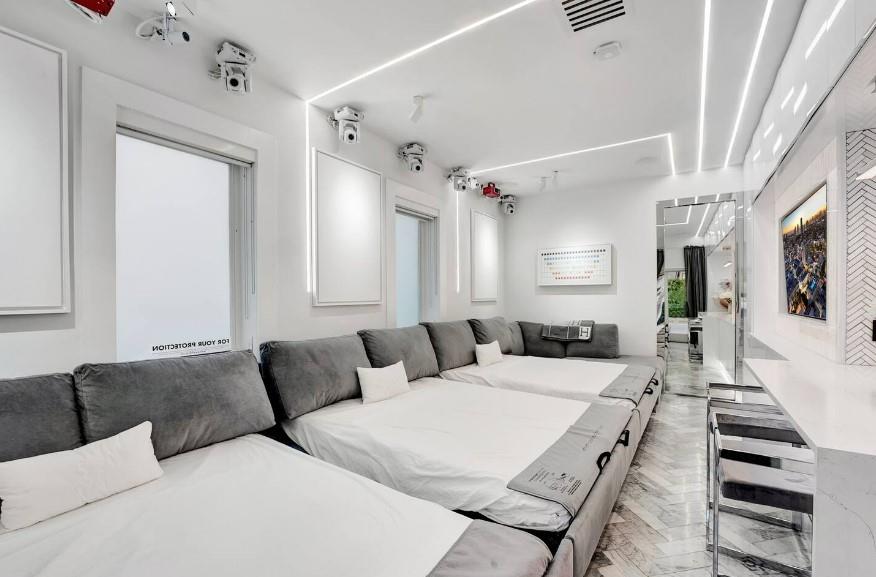 124 11th Street, Miami Beach, FL 33139