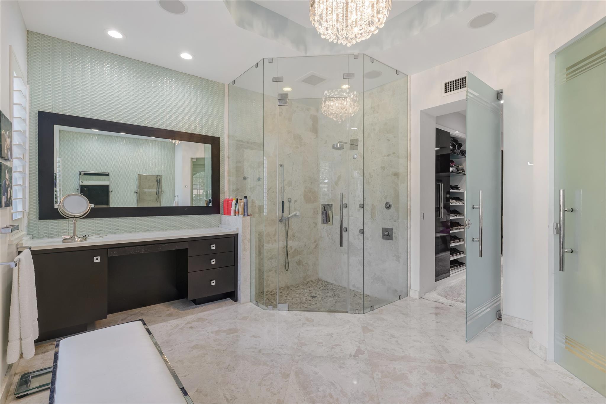 Photo for 10792 Pine Lodge Trail, Davie, FL 33328 - Listing #FX-10511577 10792 Pine Lodge Trail, Davie, FL 33328