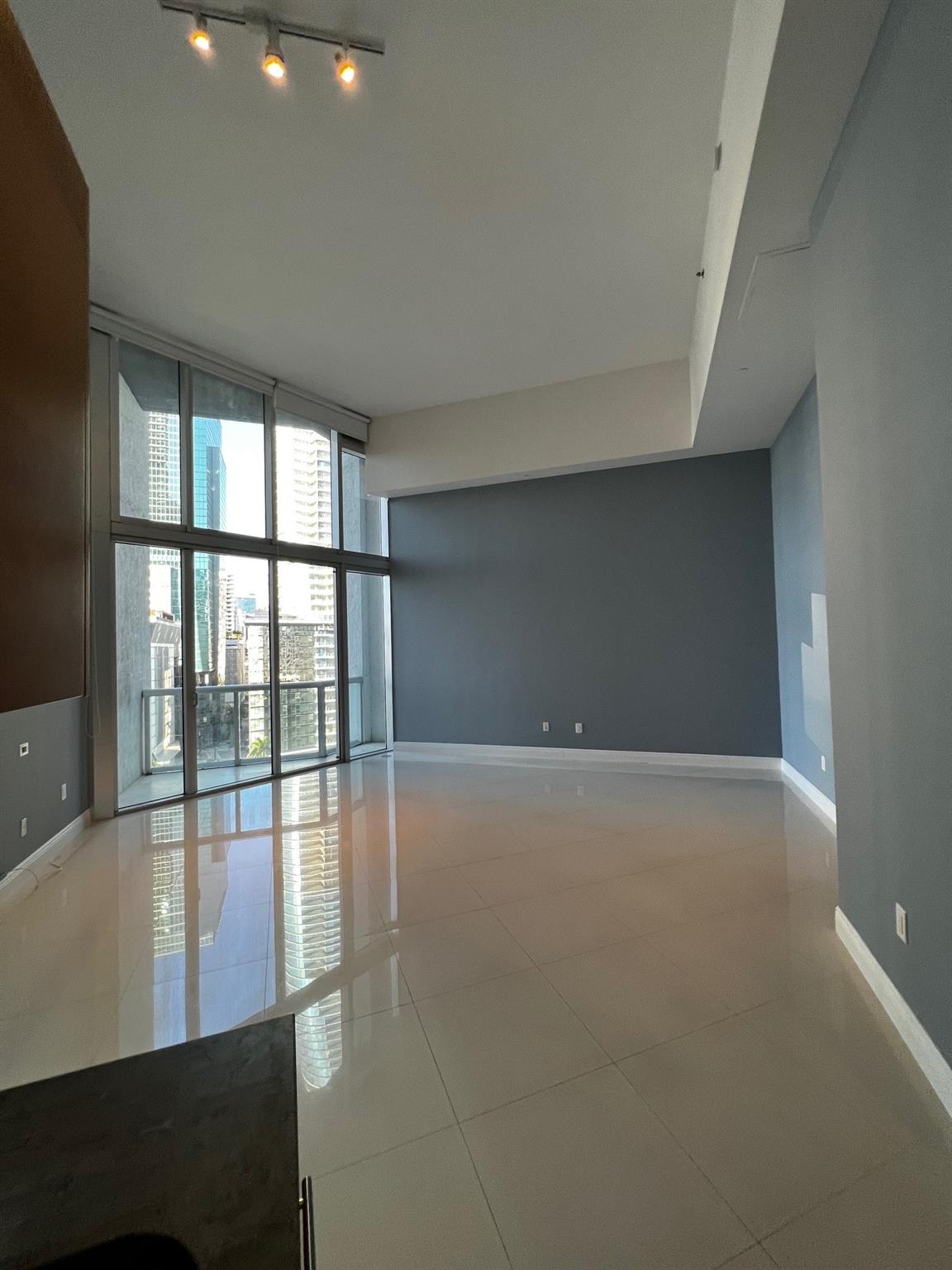 Photo for 475 Brickell Avenue, 1408, Miami, FL 33131 - Listing #FX-10499724 475 Brickell Avenue, 1408, Miami, FL 33131