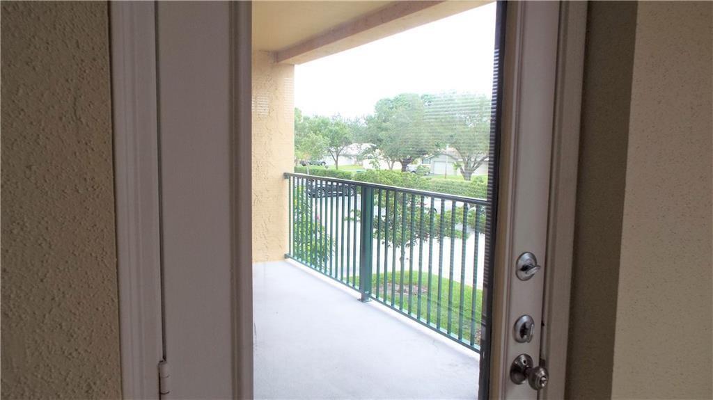 833 Riverside Drive 824, Coral Springs, FL 33071